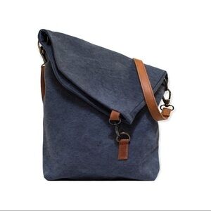 NWT Vintage Addiction canvas foldover crossbody